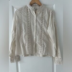 Beautiful Cream/Antique White Blouse